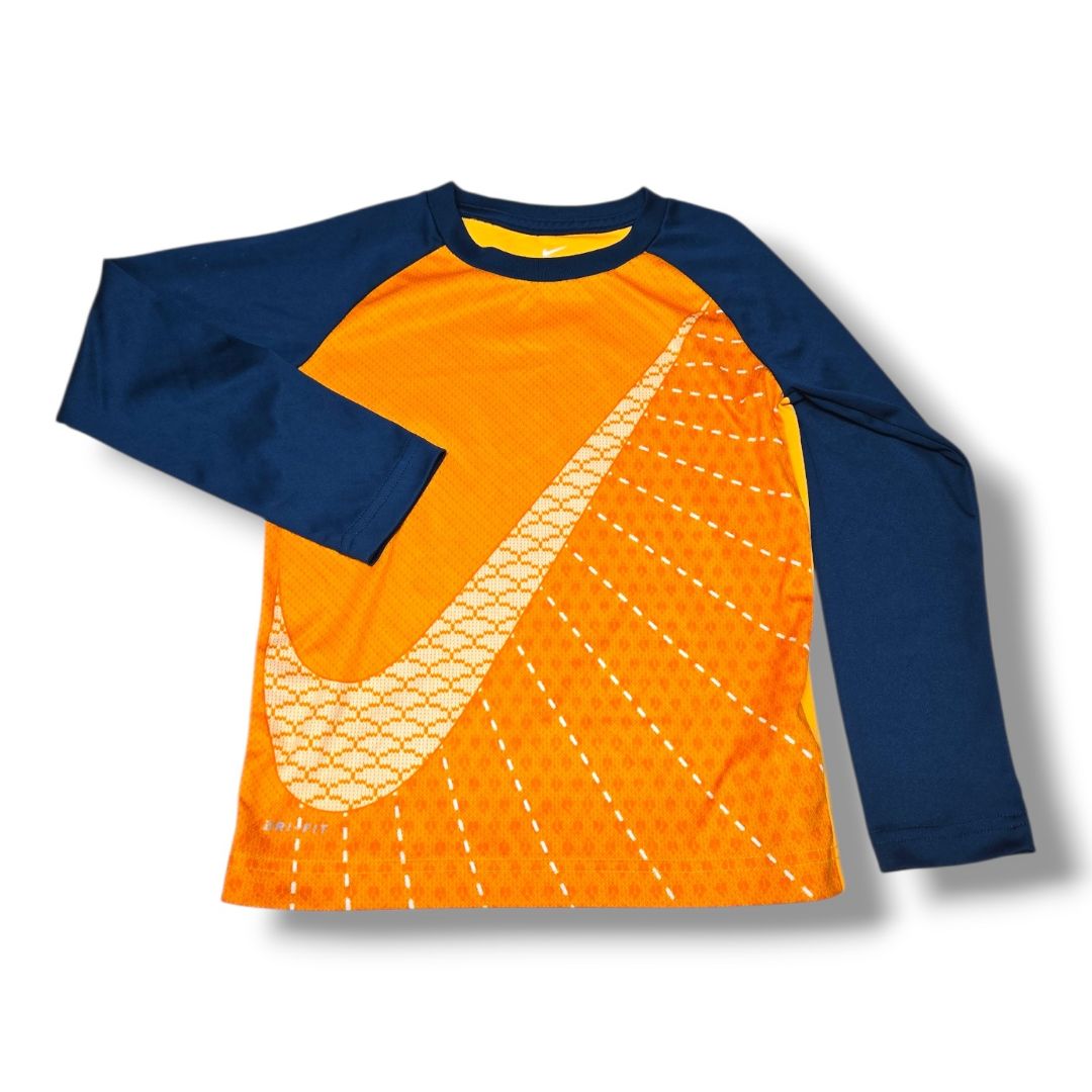 Nike Kids Tops, 4/5Y | Pre-loved Quality