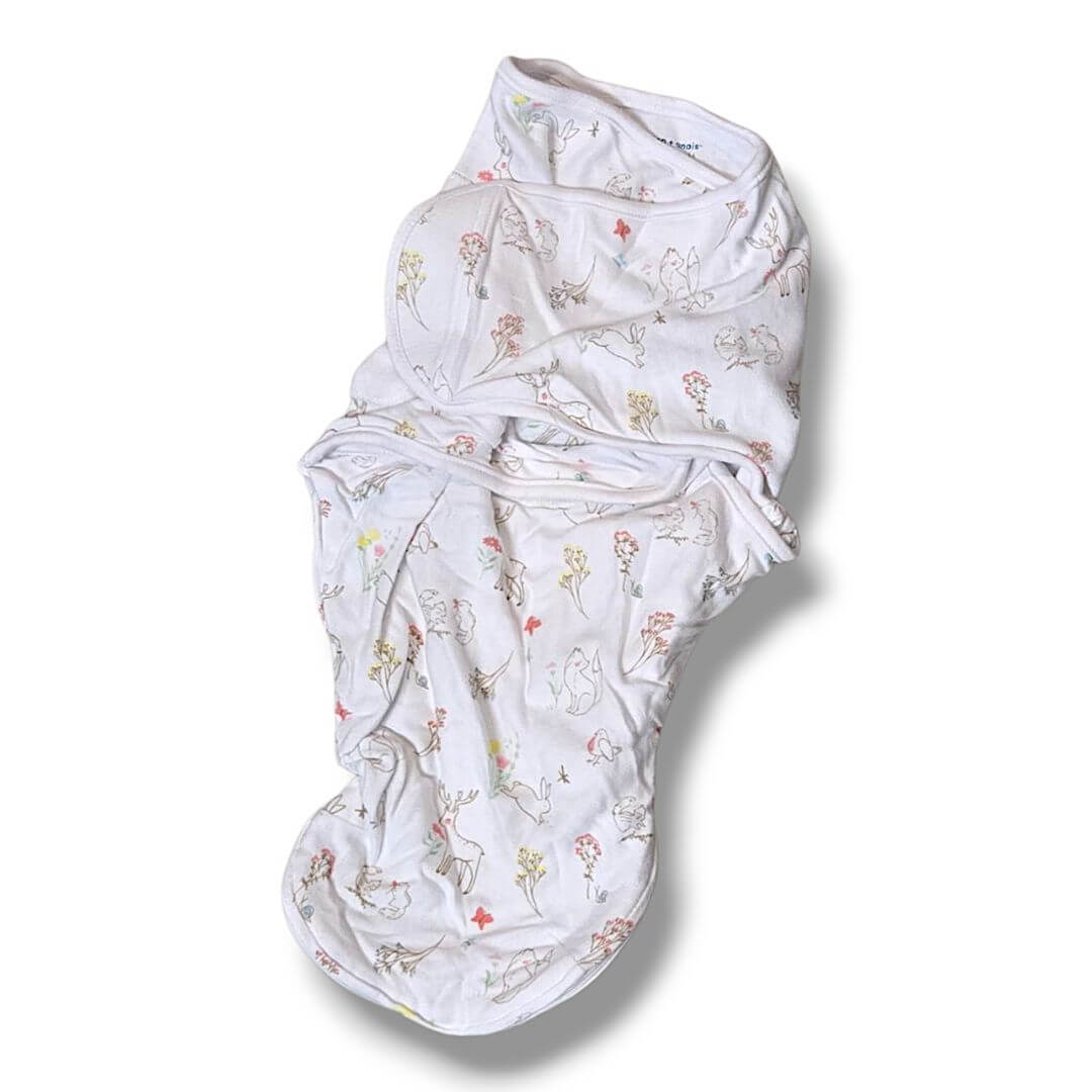 White Aden + Anais Swaddles, 0/3M