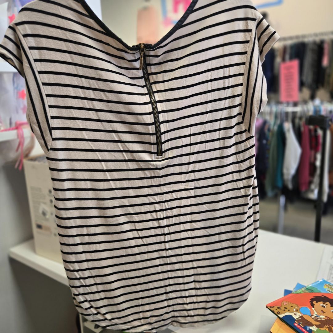 Multi-Color Thyme Maternity Tops, Small