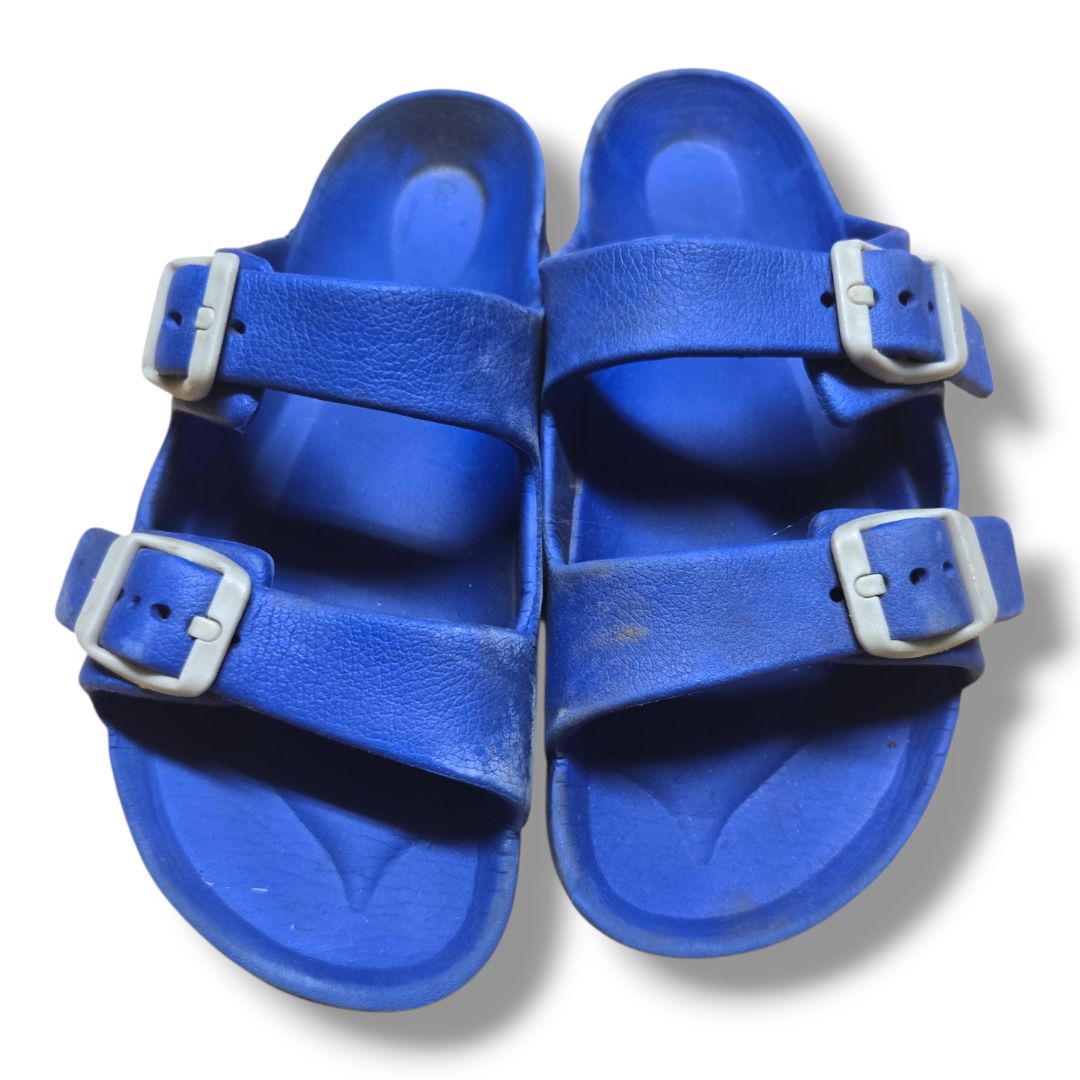 Kids footwear, 13Y | Pre-Loved Quality