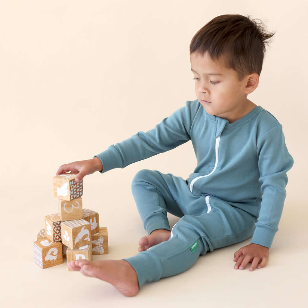 Parade Organic Cotton,  Canadian made, baby,  infant,  toddler,  zipper doubles