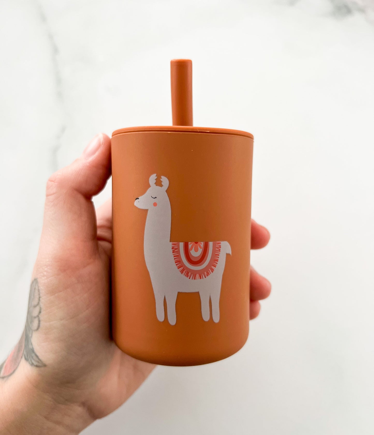 Alpaca tumbler with straw