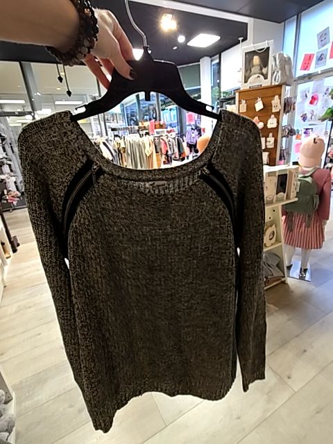 Grey Thyme Maternity Tops, Medium