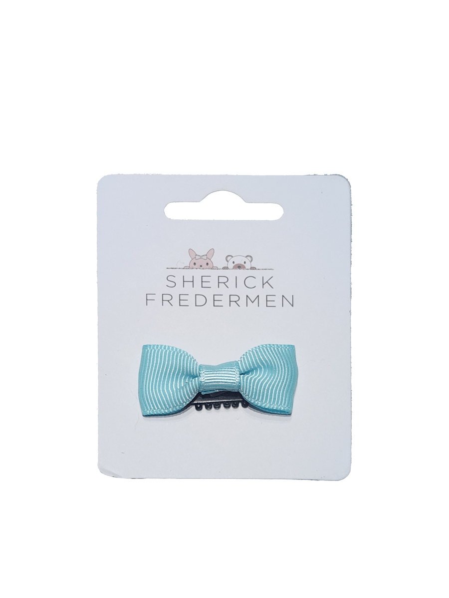 Sherick Fredermen Baby Classic Grosgrain Wisp Clip in baby blue, a stylish baby grosgrain hair clip for little ones.