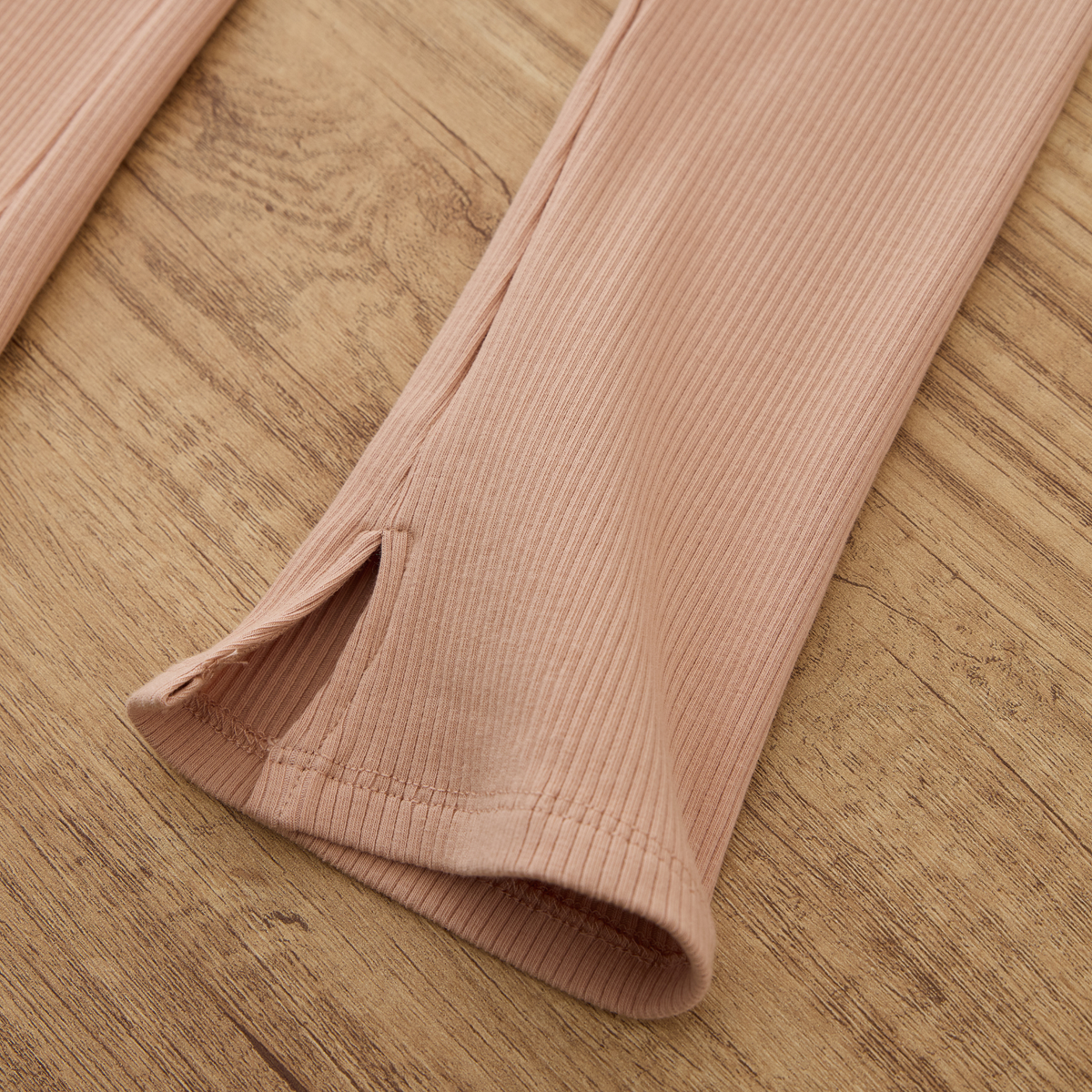 Blara Organic House Ribbed Flare Leggings