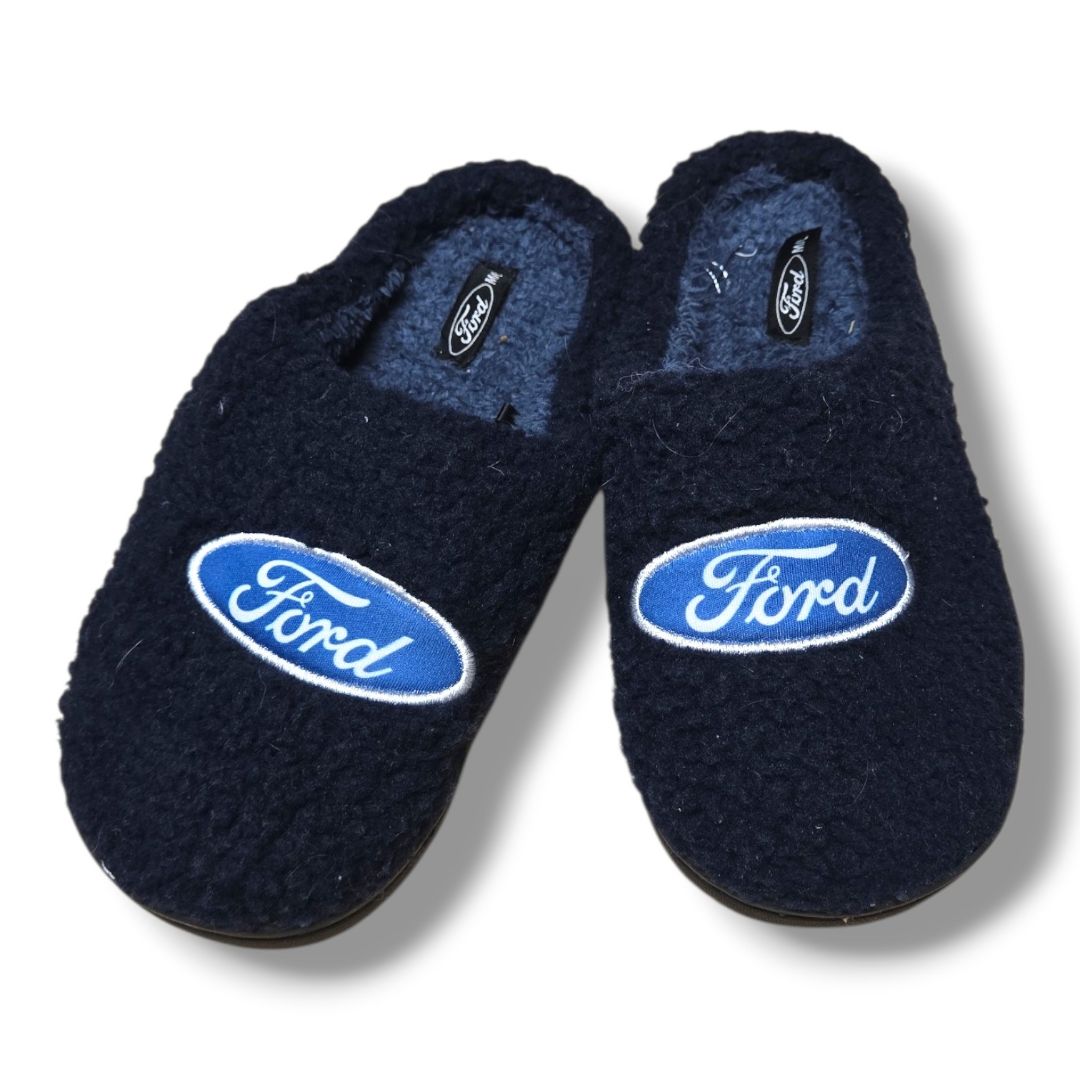 Slippers | 11-13 | Pre-loved Quality