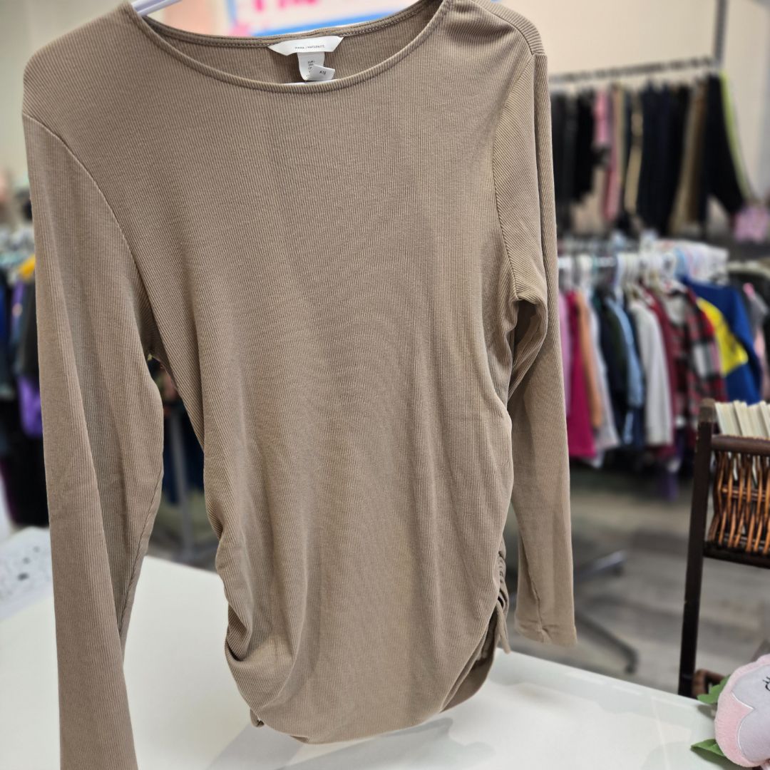 beige H&M Maternity Tops, Large