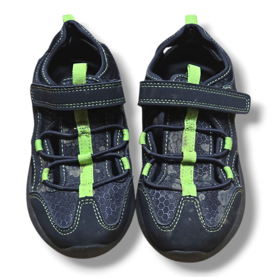 Joe Fresh Kids footwear, 13Y | Pre-Loved Quality