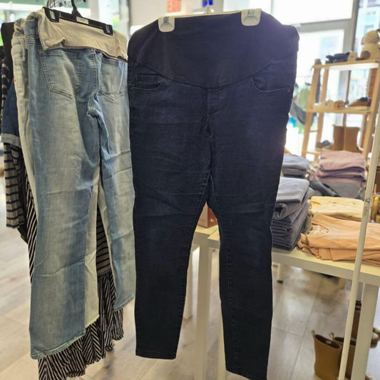 Thyme Maternity Bottoms