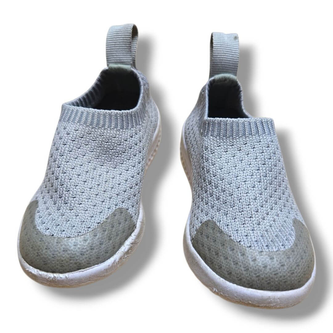 Heyfolks Kids footwear, C6