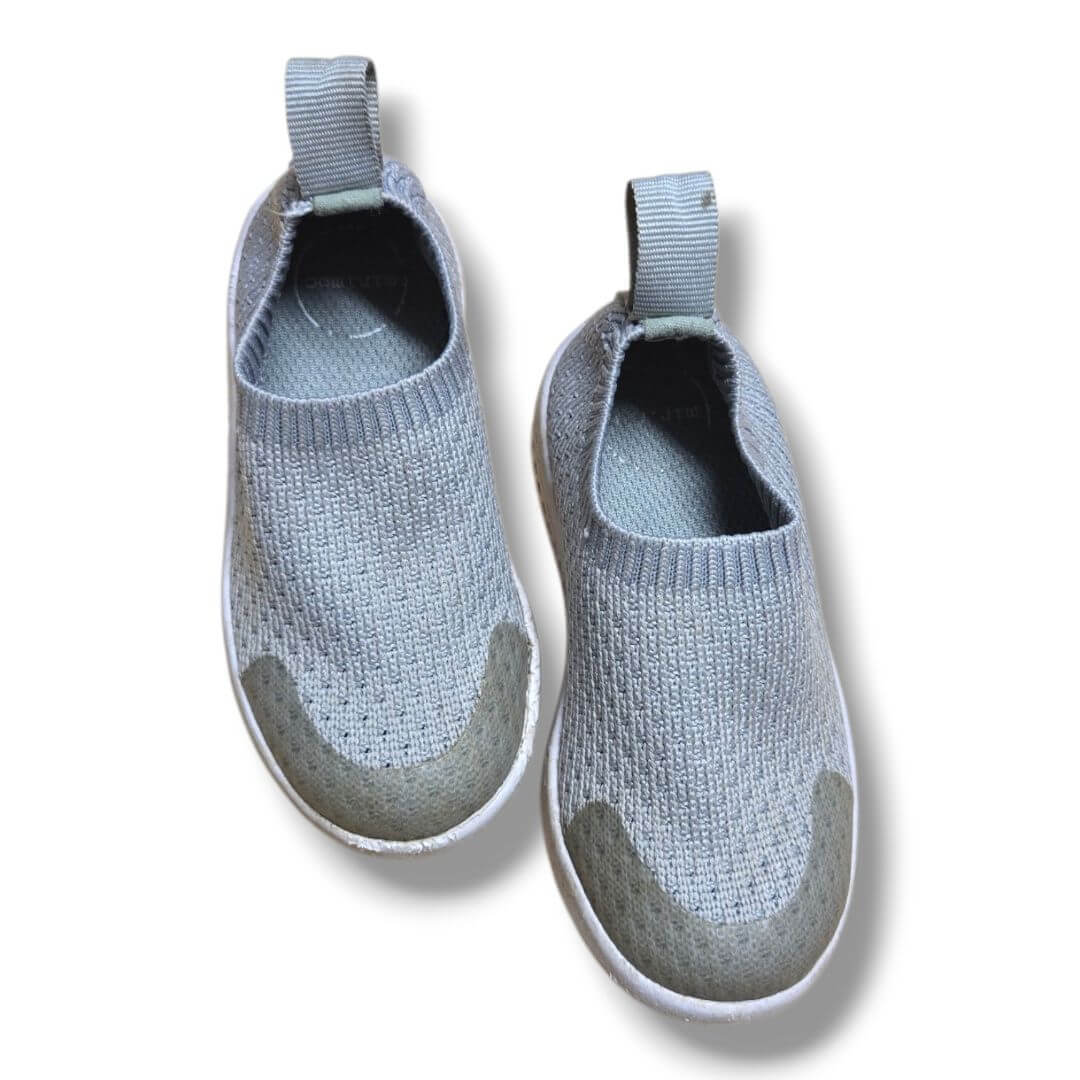 Heyfolks Kids footwear, C6
