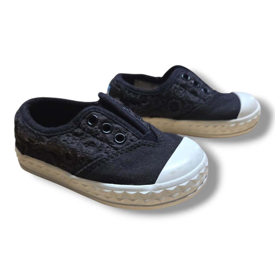 TOMS Kids footwear, 5T