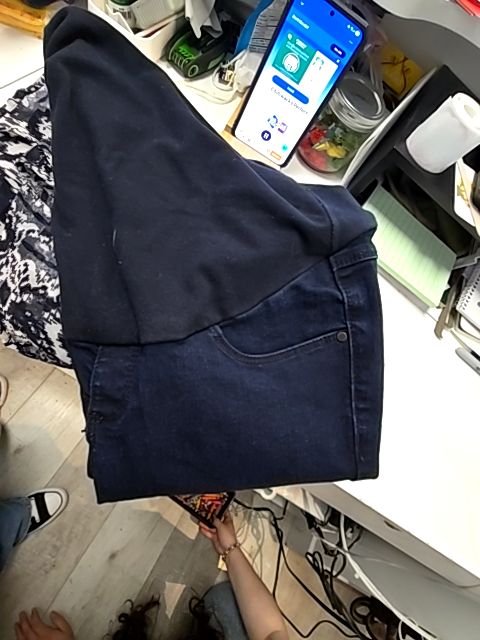 Thyme Maternity Bottoms