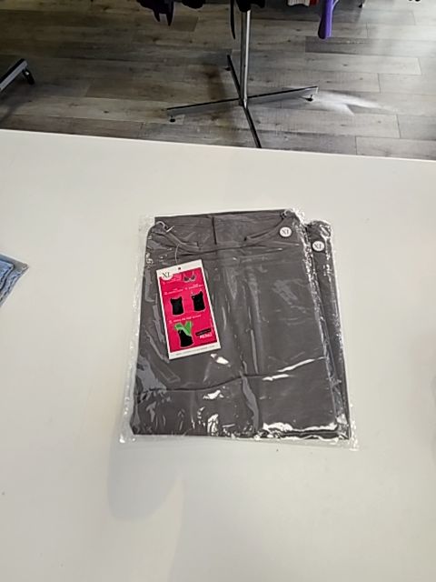 Grey Undercover mama Nursing Top, XL