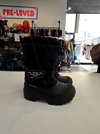 Black Grey Wolf Kids footwear, 11T