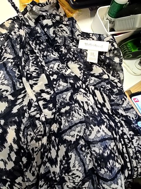 Motherhood Maternity Maternity Tops