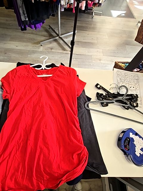 Holiday Red Isabel + Ingrid Maternity Tops, Large