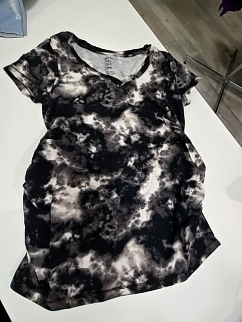 Multi-Color Paisley Sky Maternity Tops, Medium