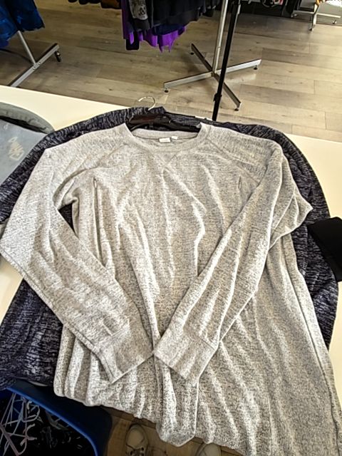 Grey Gap Maternity Tops, Large