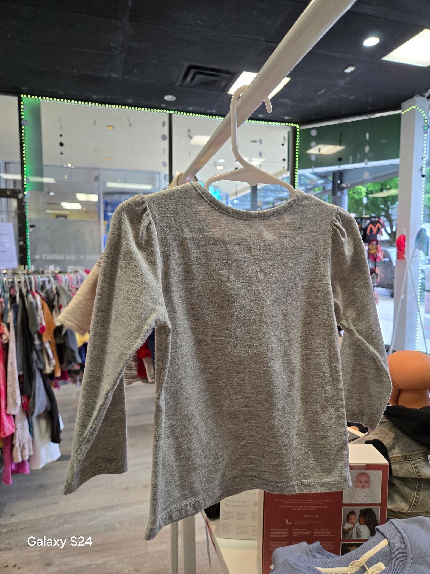 Disney Junior | 2T | Top | Pre-loved Quality