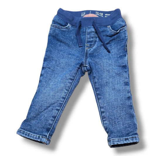 Gap fleece lined skinny jeans 12-18M, pre-loved quality, comfortable and stylish denim for toddlers.