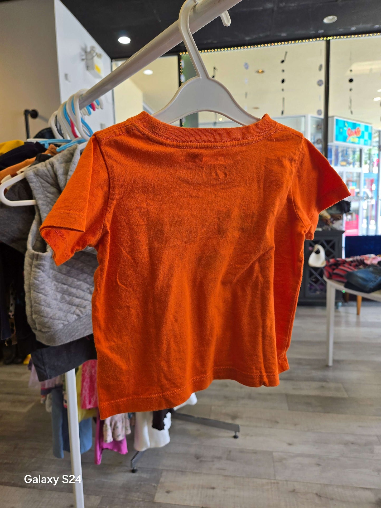 Nike | 12M | T-Shirt | Pre-loved Quality