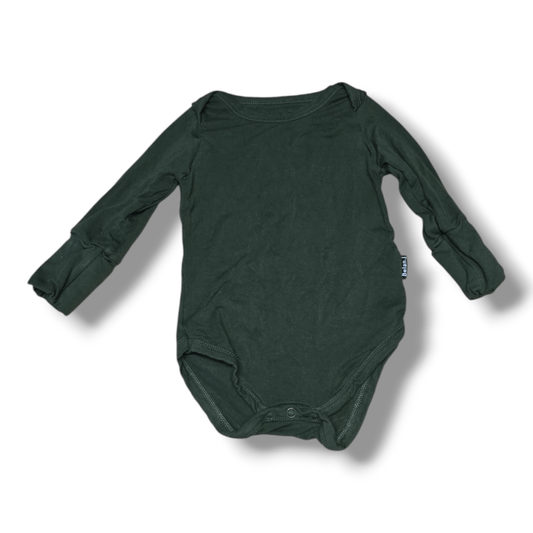 Belan J | Onesie | 6/12M