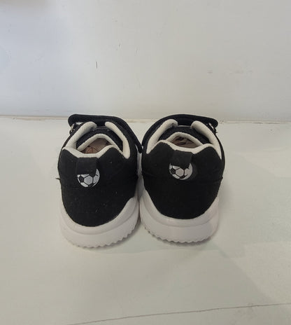 Back view of Sherick Fredermen lightweight EVA sneakers for kids in black with a soccer logo.