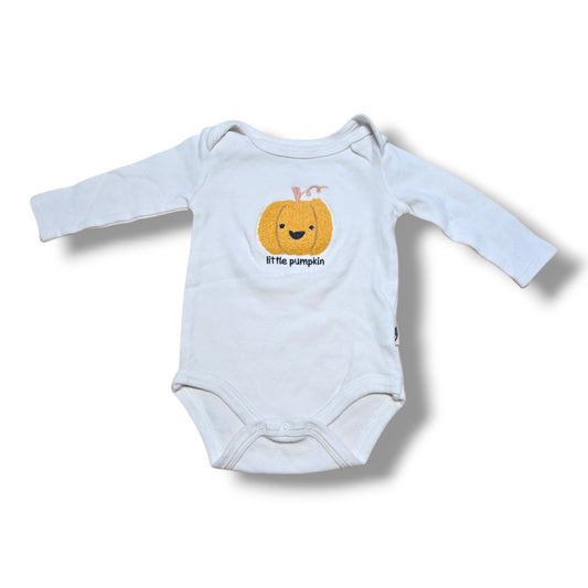 Pre-loved baby onesie featuring a cute pumpkin design, perfect for comfy everyday wear.