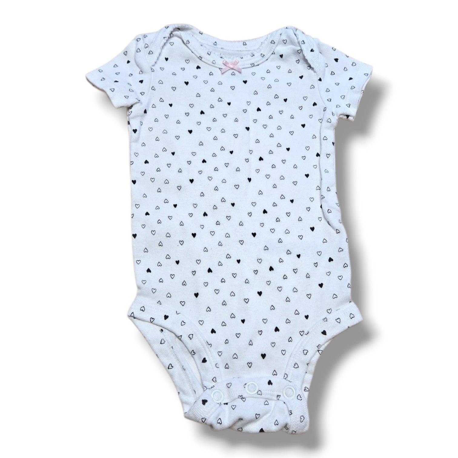 3M pre-loved onesie with heart print, soft and perfect for everyday wear, in mint condition.