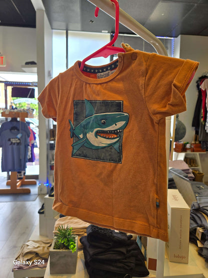 Dirkje | 12M | T-Shirt | Pre-loved Condition