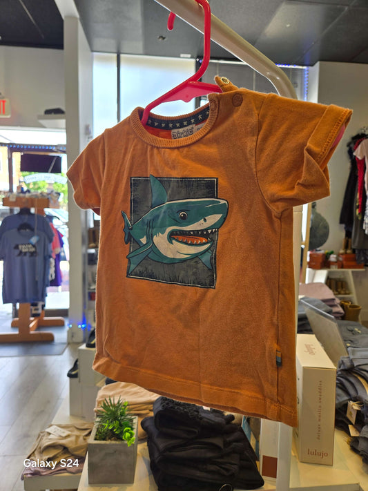 Dirkje | 12M | T-Shirt | Pre-loved Condition