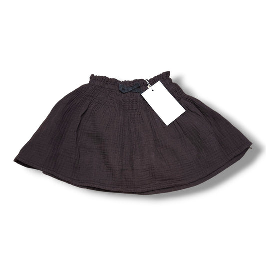 Zara 3T skort in dark plum, new with tags; retail tag $35.90; pre-loved item with minor imperfections.