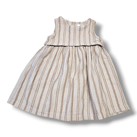 Pre-loved linen dress 36M in light beige with stripes, perfect for summer occasions.