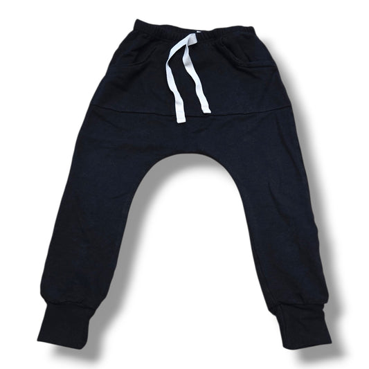 Posh cozy harem joggers 2T in black with elastic waistband and functional pockets for kids.